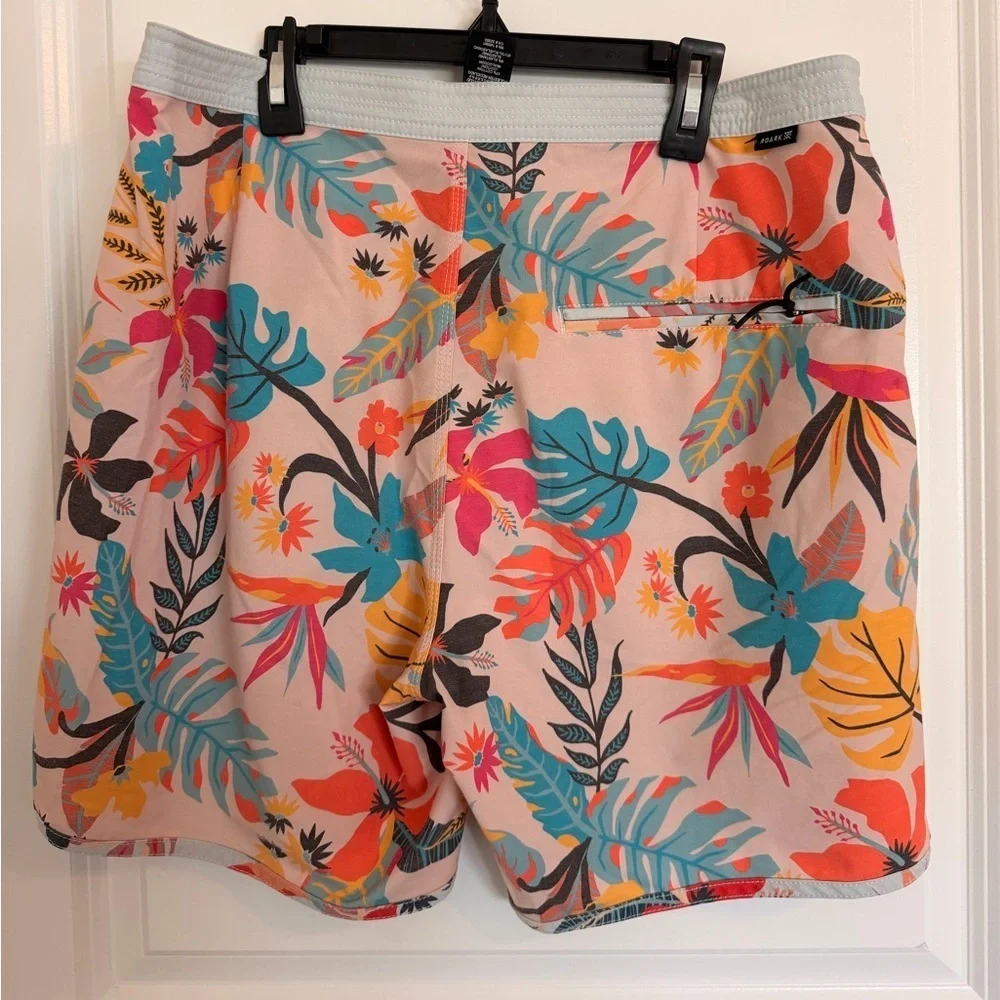 Roark The Chiller Board Shorts Size 33